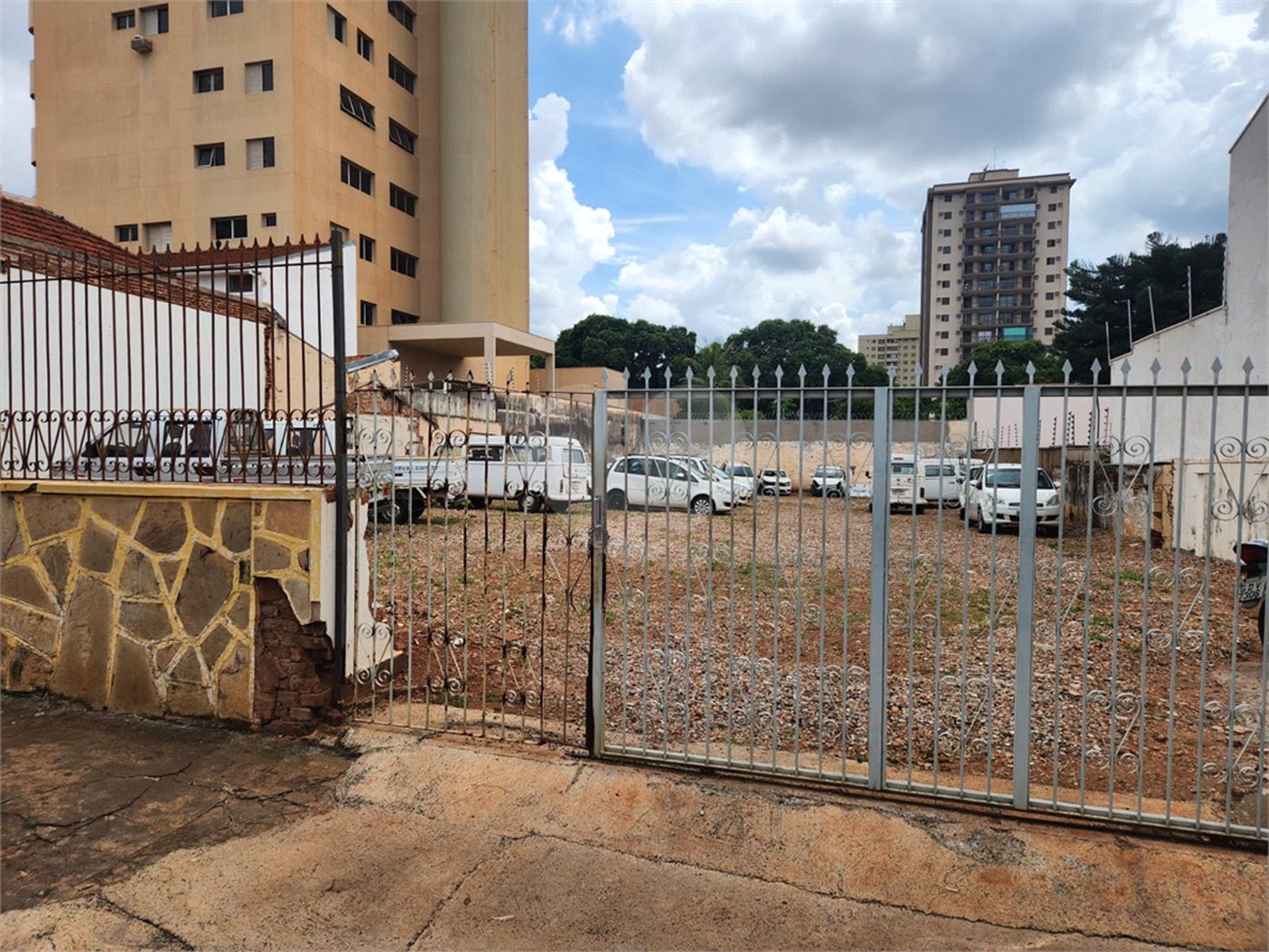 Terreno à venda em Jardim Nova América, Araraquara, SP