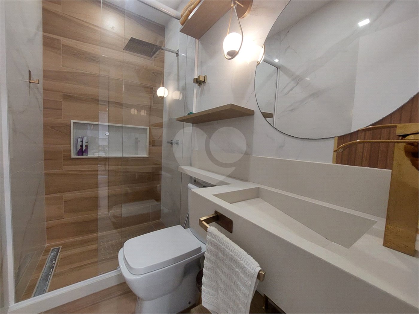 Cobertura à venda com 3 quartos, sendo 2 suítes,  em Maracanã, Rio de Janeiro, RJ