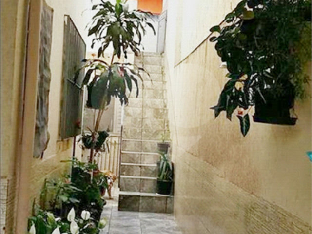 Sobrado à venda com 4 quartos, sendo 3 suítes,  em Vila Nova Cachoeirinha, São Paulo, SP