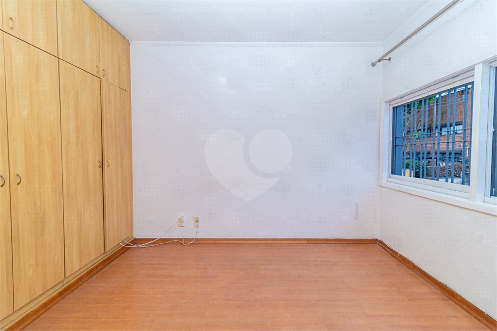 Casa à venda ou para alugar com 3 quartos, sendo 1 suíte, em Granja Julieta, São Paulo, SP