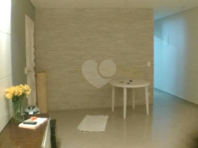 Sobrado à venda com 3 quartos, sendo 1 suíte,  em Vila Mazzei, São Paulo, SP