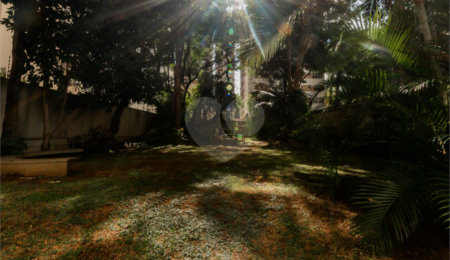 Apartamento à venda com 4 quartos, sendo 1 suíte,  em Jardim Paulistano, São Paulo, SP