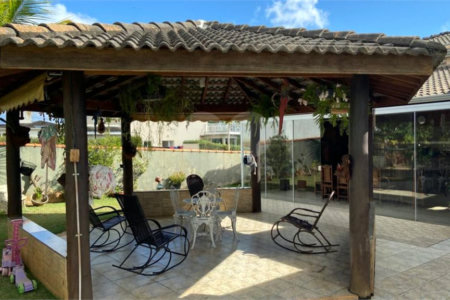 Casa à venda com 4 quartos, sendo 3 suítes, no condomínio Terras de Mont Serrat, Salto - SP