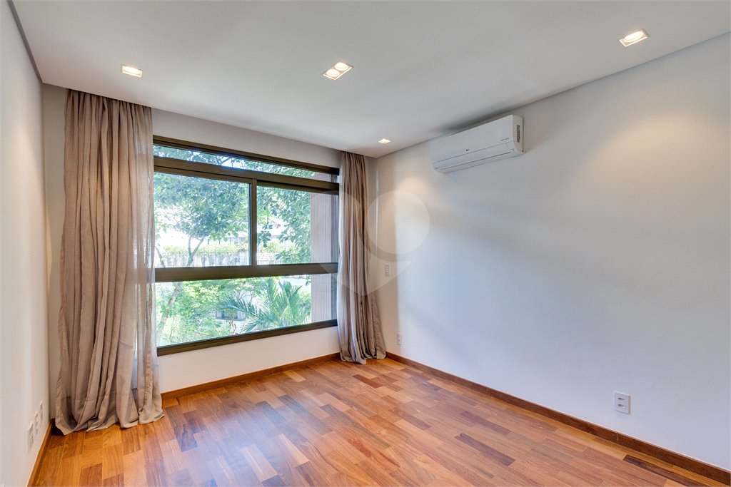 Casa à venda ou para alugar com 4 suítes no condomínio Residencial Vista 908, São Paulo - SP