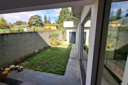 Casa à venda com 3 quartos, sendo 1 suíte, em Estância Comandante Barros, Jarinu, SP