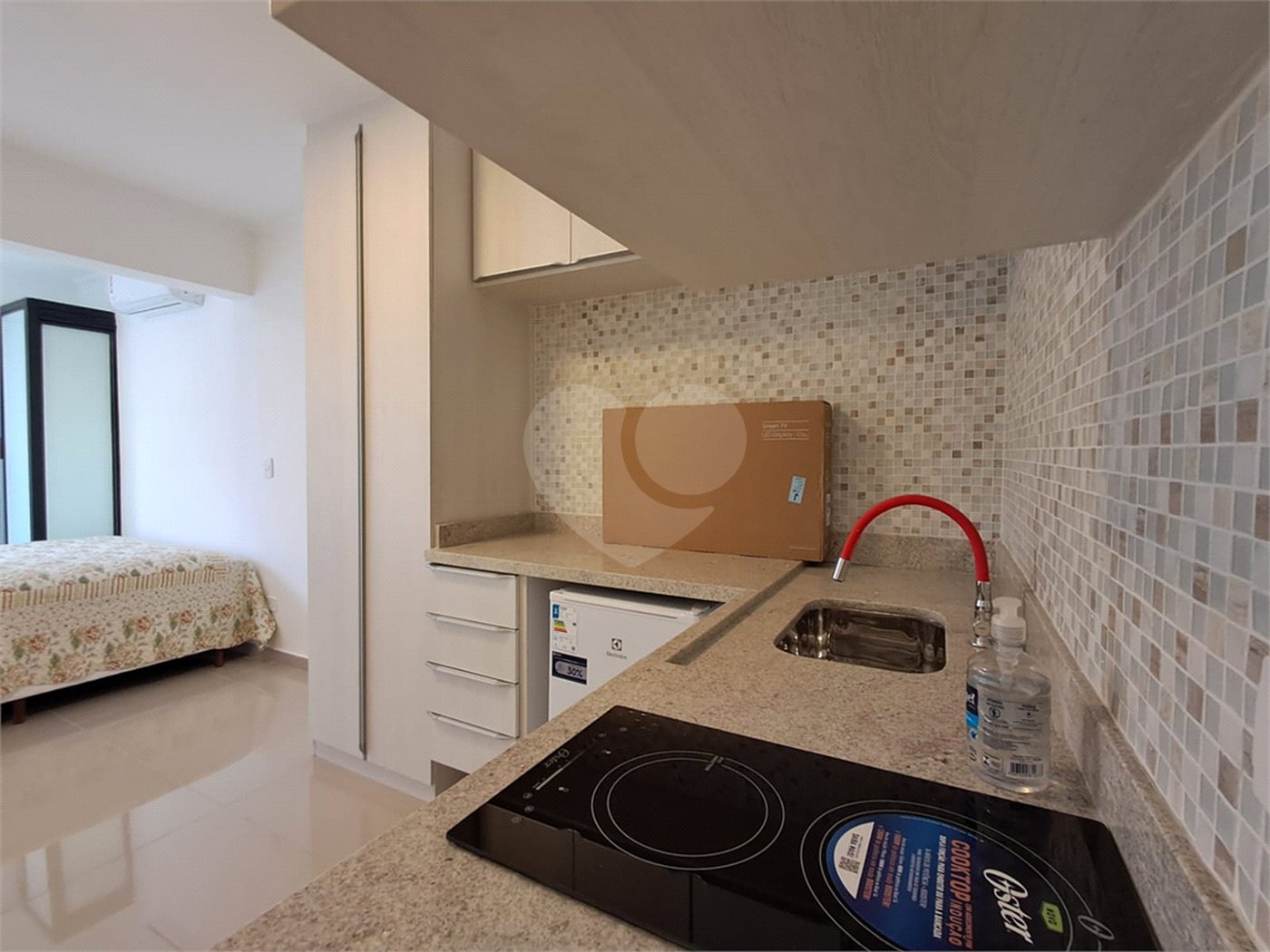 Apartamento à venda ou para alugar com 1 quarto em Vila Pompéia, São Paulo, SP