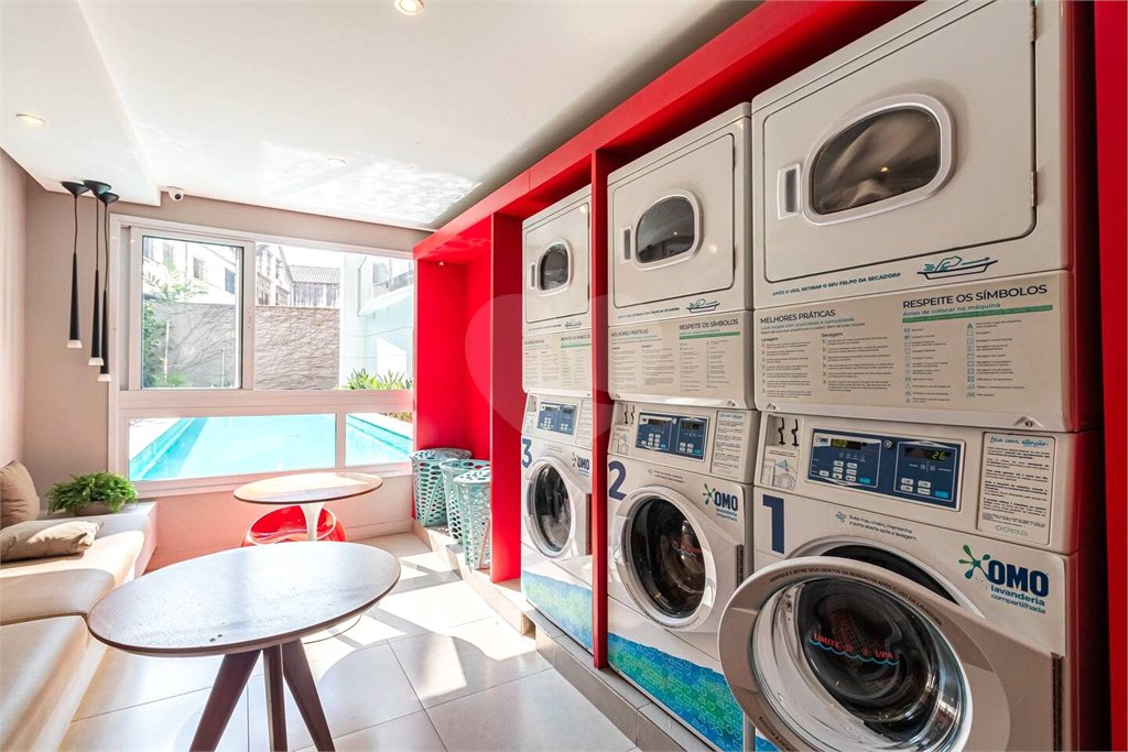 Kitnet à venda com 1 quarto no Centro, São Paulo, SP