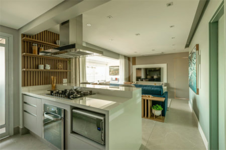 Apartamento à venda com 3 quartos, sendo 1 suíte,  em Vila Anastácio, São Paulo, SP