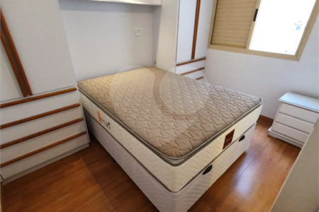 Apartamento à venda com 2 quartos em Vila Uberabinha, São Paulo, SP