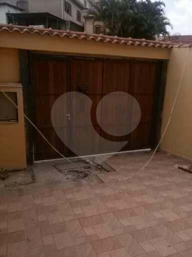 Sobrado à venda com 3 quartos, sendo 2 suítes, em Jardim Monte Kemel, São Paulo, SP