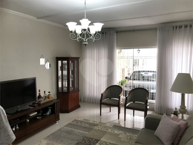 Sobrado à venda com 2 quartos em Santana, São Paulo, SP
