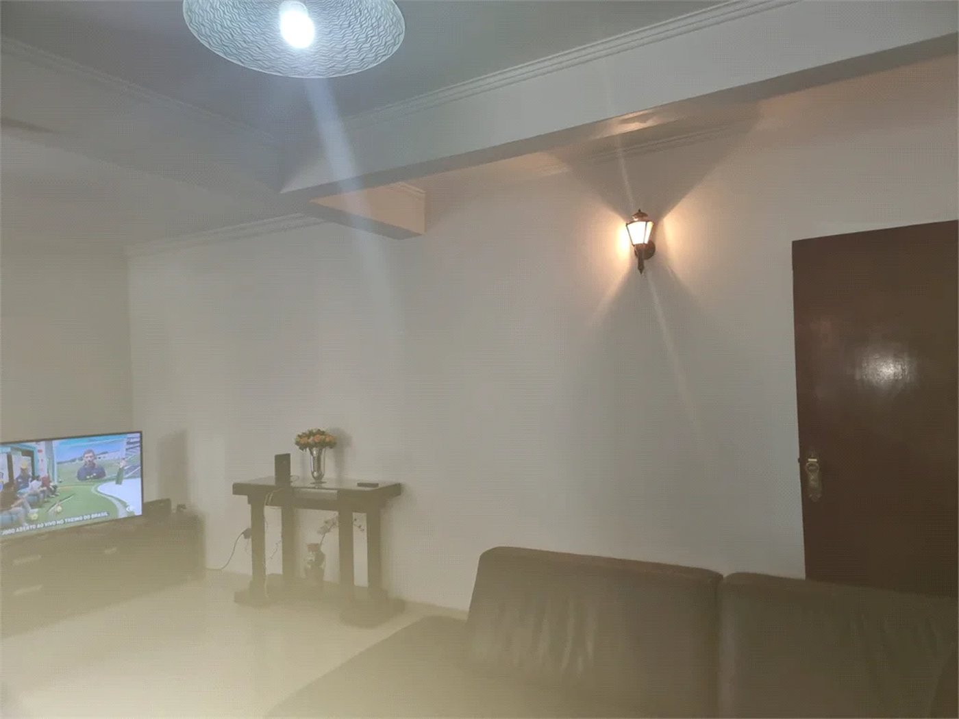 Sobrado à venda ou para alugar com 3 quartos, sendo 2 suítes,  em Ferreira, São Paulo, SP