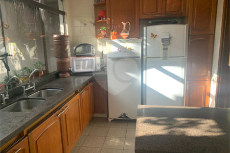 Casa à venda com 3 quartos, sendo 2 suítes,  no condomínio Village Davignon, Sorocaba - SP