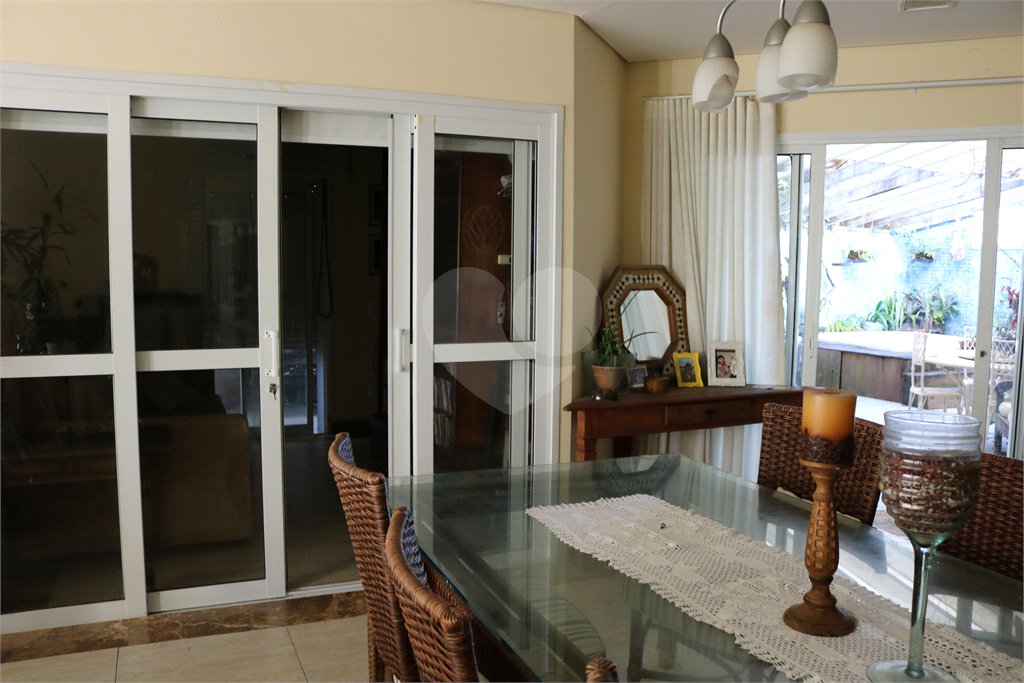 Casa à venda com 3 suítes no condomínio Piemonte Residenziale, Vinhedo - SP