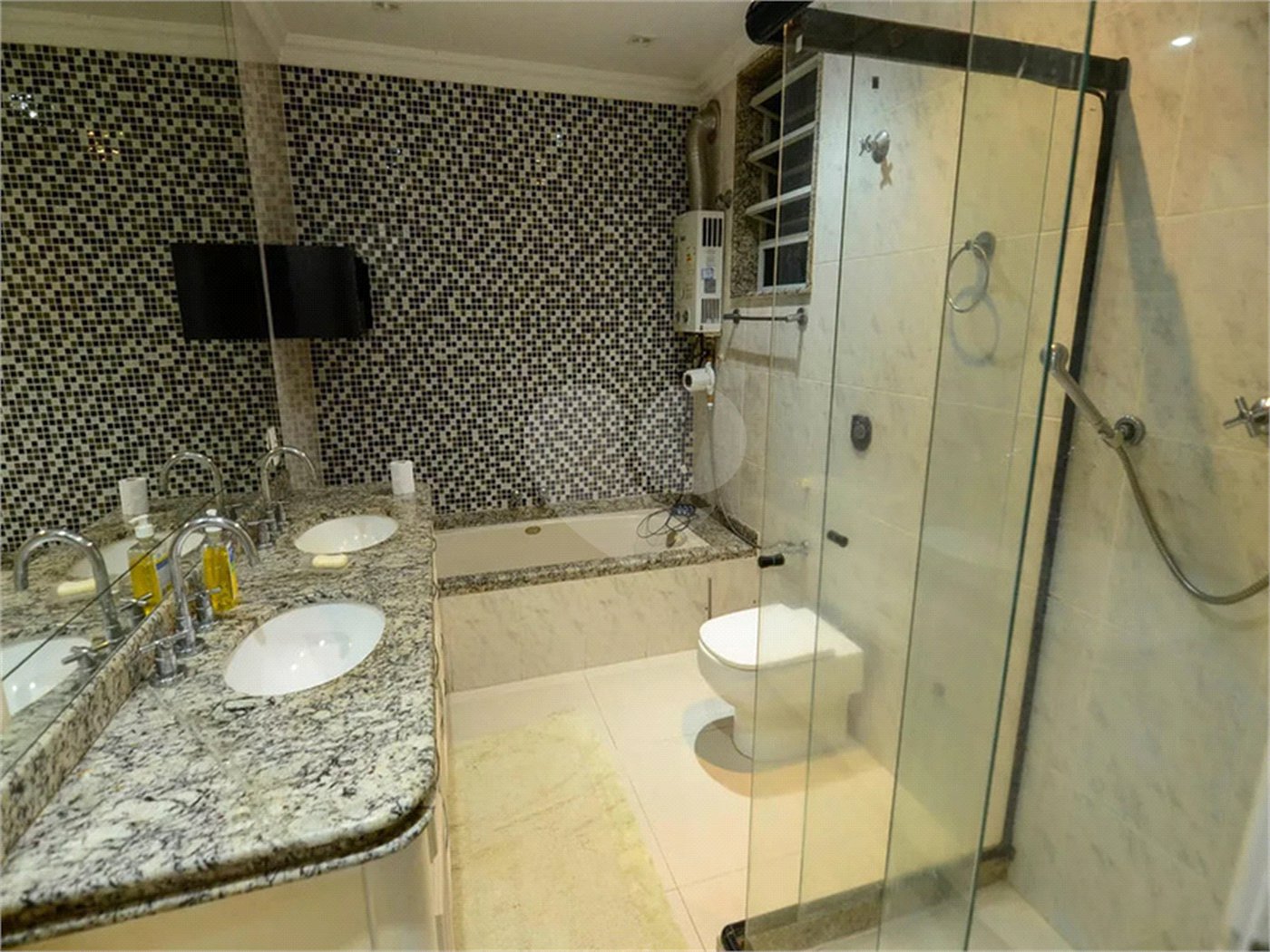 Apartamento à venda com 5 quartos, sendo 2 suítes, em Tijuca, Rio de Janeiro, RJ