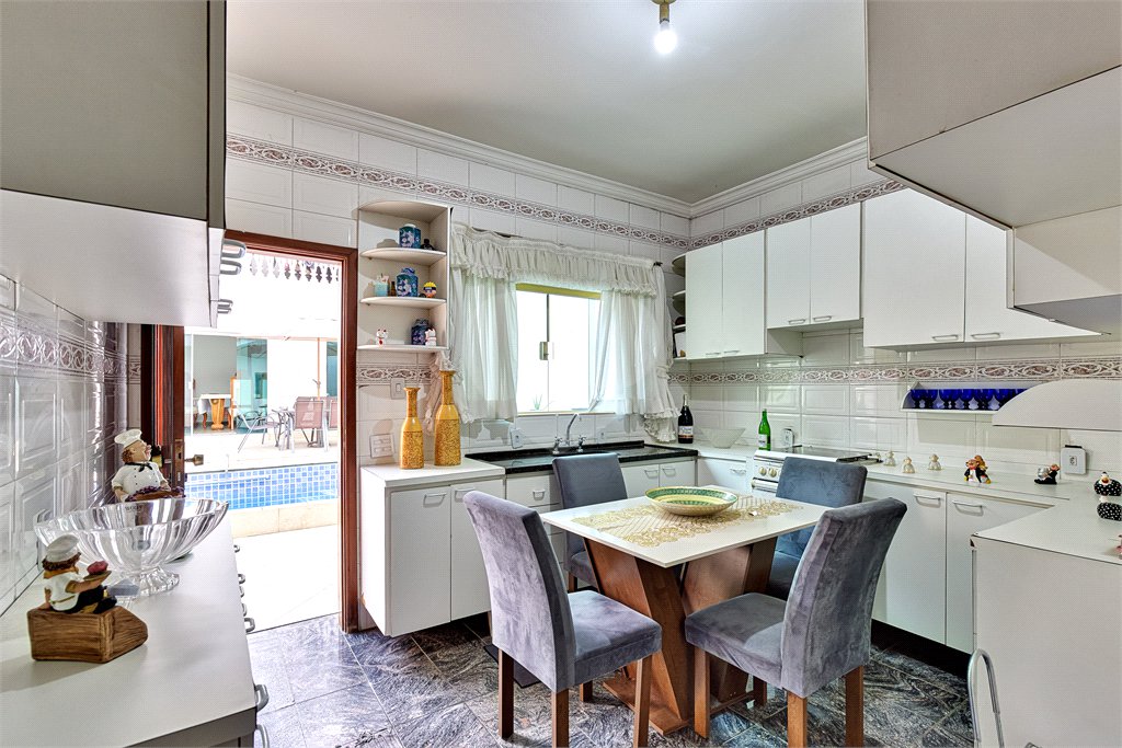 Casa para alugar com 3 quartos, sendo 2 suítes,  em Jardim Petrópolis, São Paulo, SP