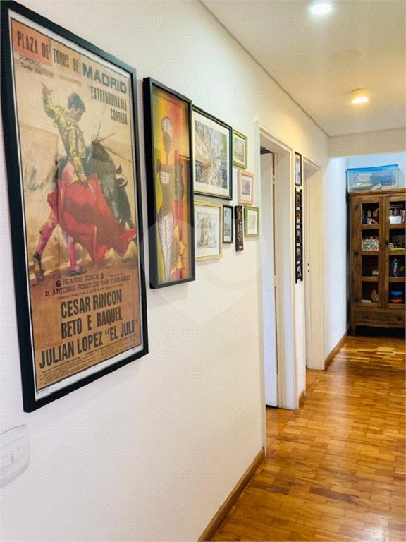 Apartamento à venda com 3 quartos, sendo 1 suíte,  em Santo Amaro, São Paulo, SP