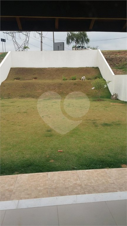 Casa para Locação no Condomínio Santa Isabel Louveira