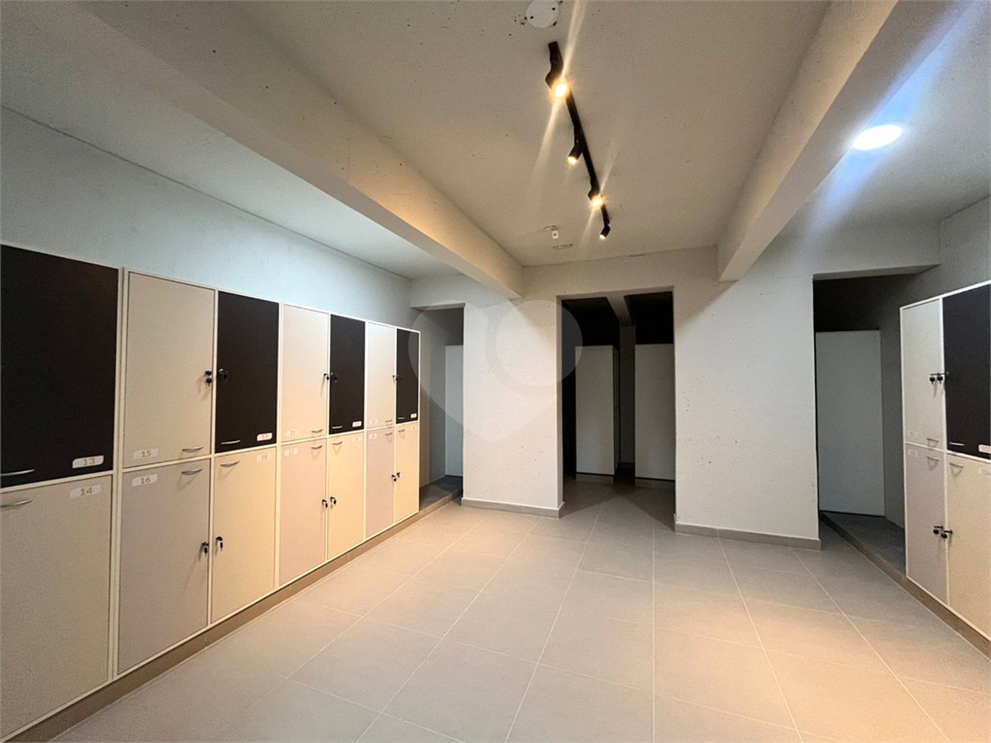Apartamento para alugar com 2 quartos, sendo 1 suíte,  em Vila Oliveira, Mogi das Cruzes, SP