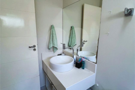 Apresento essa belíssima casa no Condomínio Delle Stelle - Louveira SP