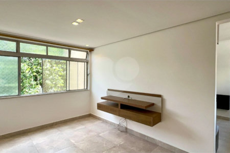 Apartamento à venda com 3 quartos em Alto de Pinheiros, São Paulo, SP