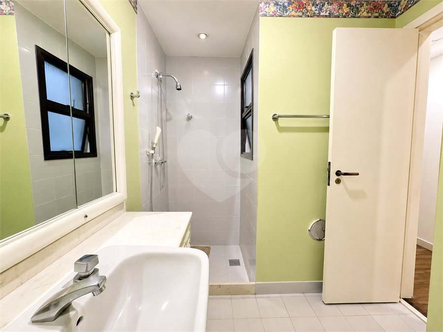Apartamento à venda com 2 suítes em Lagoa, Rio de Janeiro, RJ