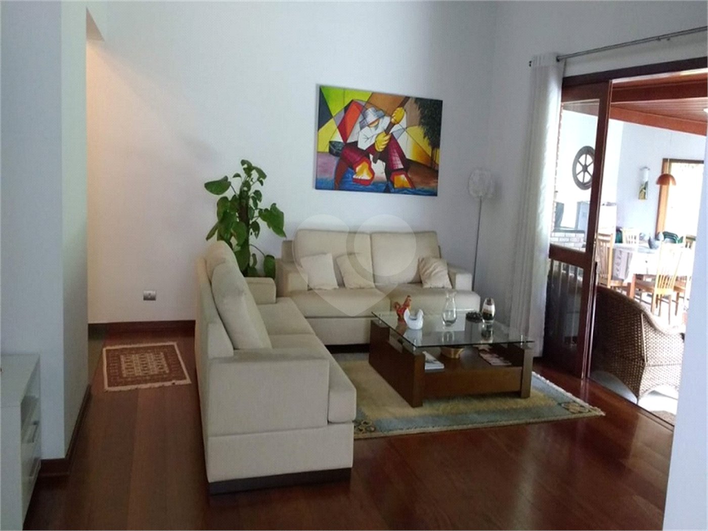 Casa à venda com 4 quartos, sendo 2 suítes,  no condomínio Ypê Branco I, São Paulo - SP