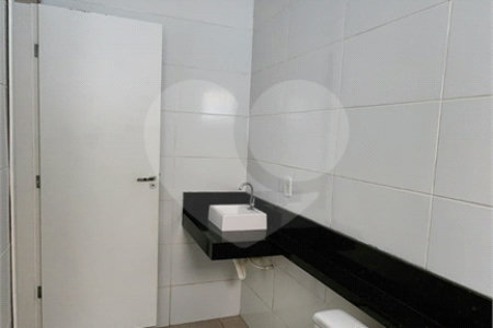 Casa à venda com 2 quartos, sendo 1 suíte, em Residencial Vila Martins, Salto, SP