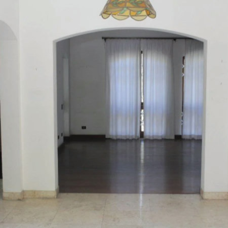 Casa Térrea à venda ou para alugar com 6 suítes em Vila Tramontano, São Paulo, SP
