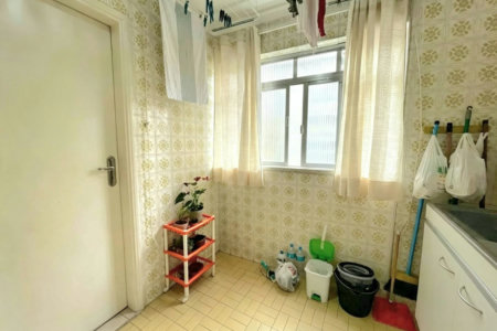 Apartamento com 3 dormitórios à venda, 117 m² por R$ 780.000,00 - Gonzaga - Santos/SP