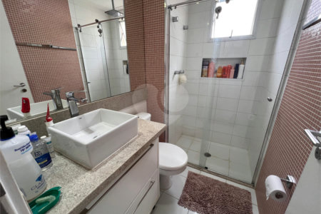 Apartamento à venda com 3 suítes em Santa Teresinha, São Paulo, SP