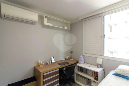 Apartamento à venda com 3 quartos, sendo 2 suítes, em Brooklin Paulista, São Paulo, SP