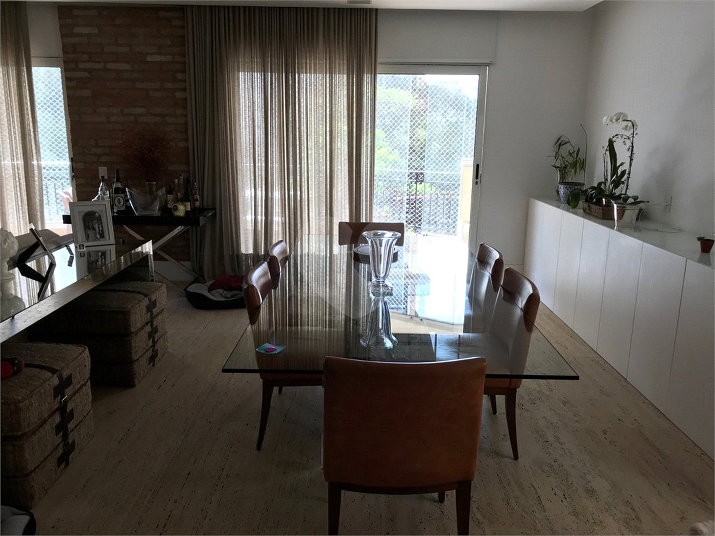 Apartamento para alugar com 3 suítes em Itaim Bibi, São Paulo, SP