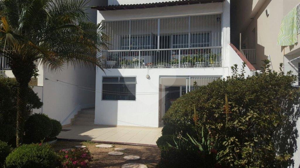 Sobrado à venda com 4 quartos, sendo 2 suítes, em Jardim Franca, São Paulo, SP
