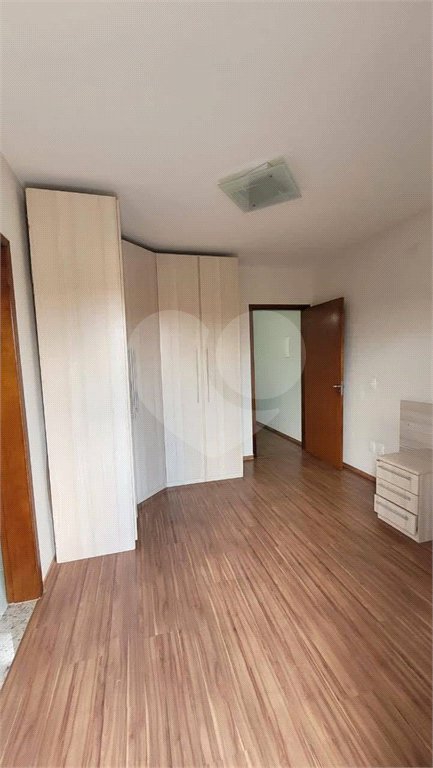 Sobrado à venda com 2 quartos, sendo 1 suíte,  em Vila Suissa, Mogi das Cruzes, SP
