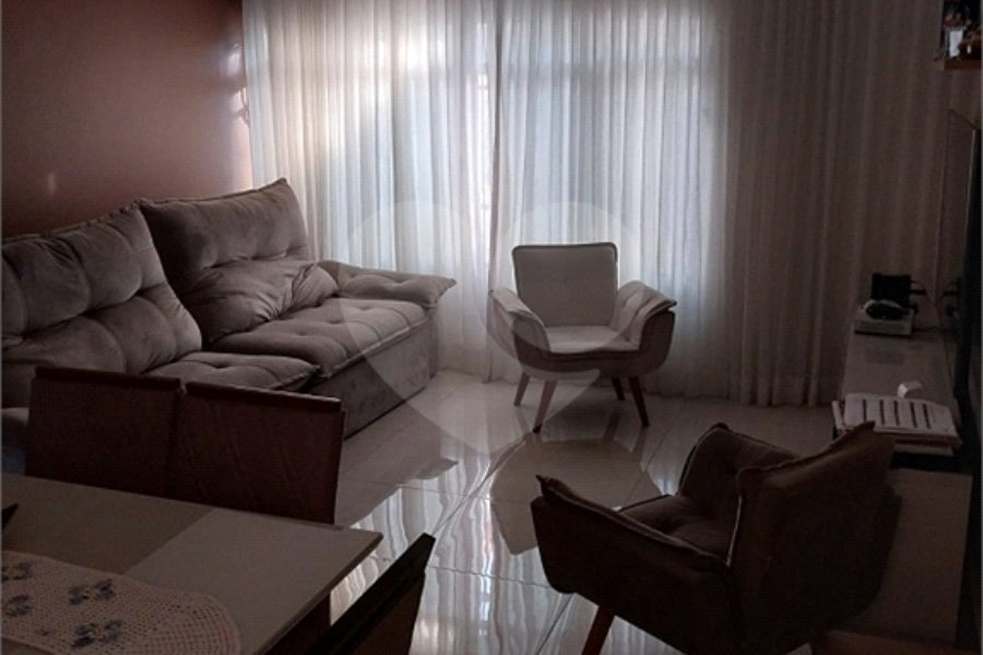 Sobrado à venda com 2 quartos em Tremembé, São Paulo, SP
