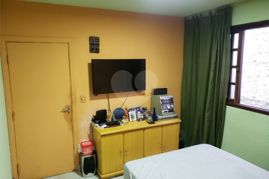 Sobrado à venda com 3 quartos, sendo 1 suíte, em Tremembé, São Paulo, SP