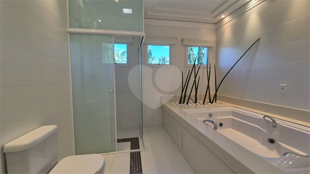 Casa à venda com 5 suítes no condomínio Lago Azul 1, Araçoiaba da Serra - SP