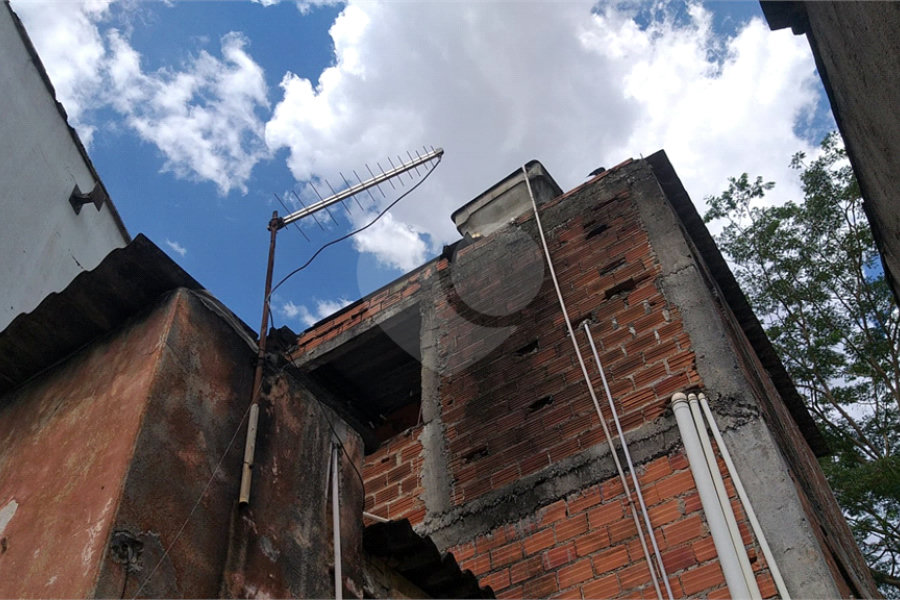 Terreno à venda com 4 quartos, sendo 1 suíte, em Parada Inglesa, São Paulo, SP