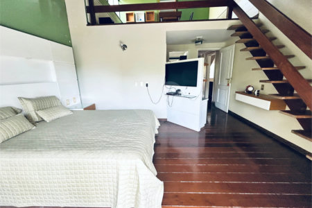 Casa à venda com 8 quartos, sendo 7 suítes, em Barra da Tijuca, Rio de Janeiro, RJ