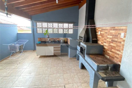 Casa à venda com 3 quartos, sendo 1 suíte,  em Jardim Tannus, Jundiaí, SP