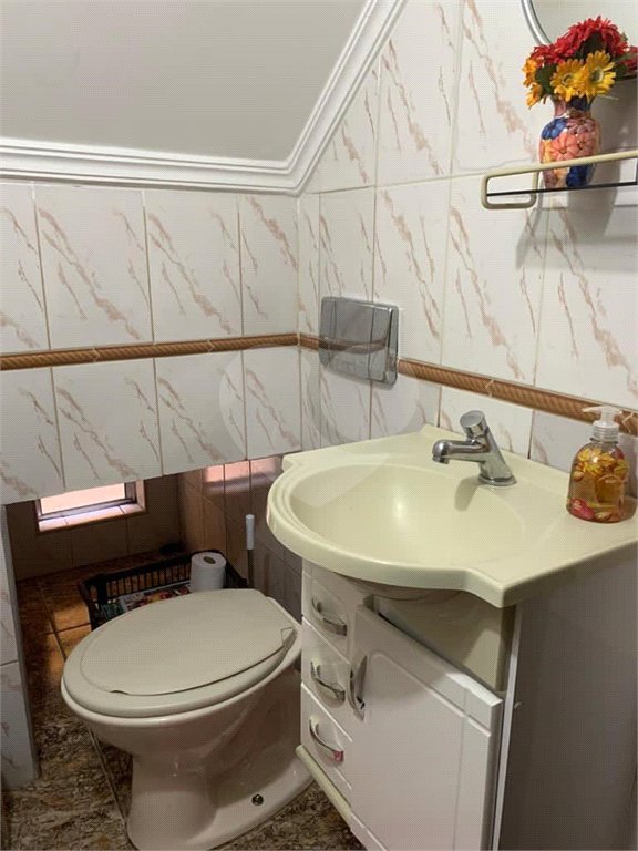 Sobrado à venda com 3 quartos, sendo 1 suíte,  em Vila Sabrina, São Paulo, SP