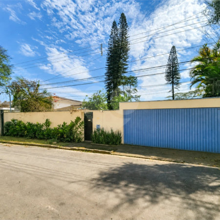 Casa à venda com 4 quartos, sendo 2 suítes, em Chácara Flora, São Paulo, SP