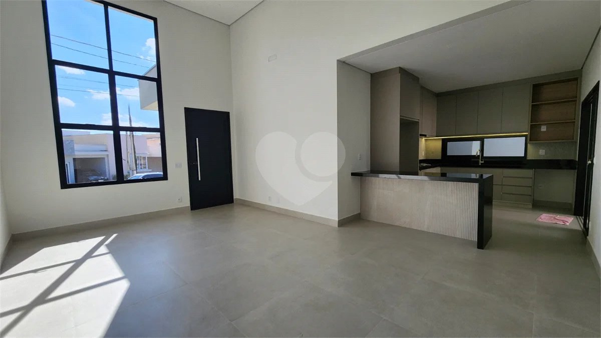 Casa Térrea Recém-Construída à Venda no Condomínio Portal do Bosque – Louveira/SP
