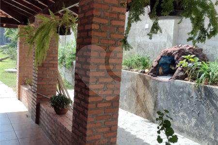 Casa à venda com 3 quartos, sendo 1 suíte, no condomínio Acmti - Colinas do Mosteiro, Terras de Itaici e Recanto dos Pássaros, Indaiatuba - SP