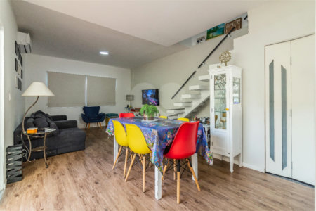 Sobrado à venda com 3 quartos, sendo 1 suíte, em Cambuci, São Paulo, SP