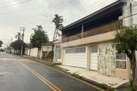 Casa Térrea à venda com 3 quartos, sendo 1 suíte, em Sitio Paredão, Ferraz de Vasconcelos, SP
