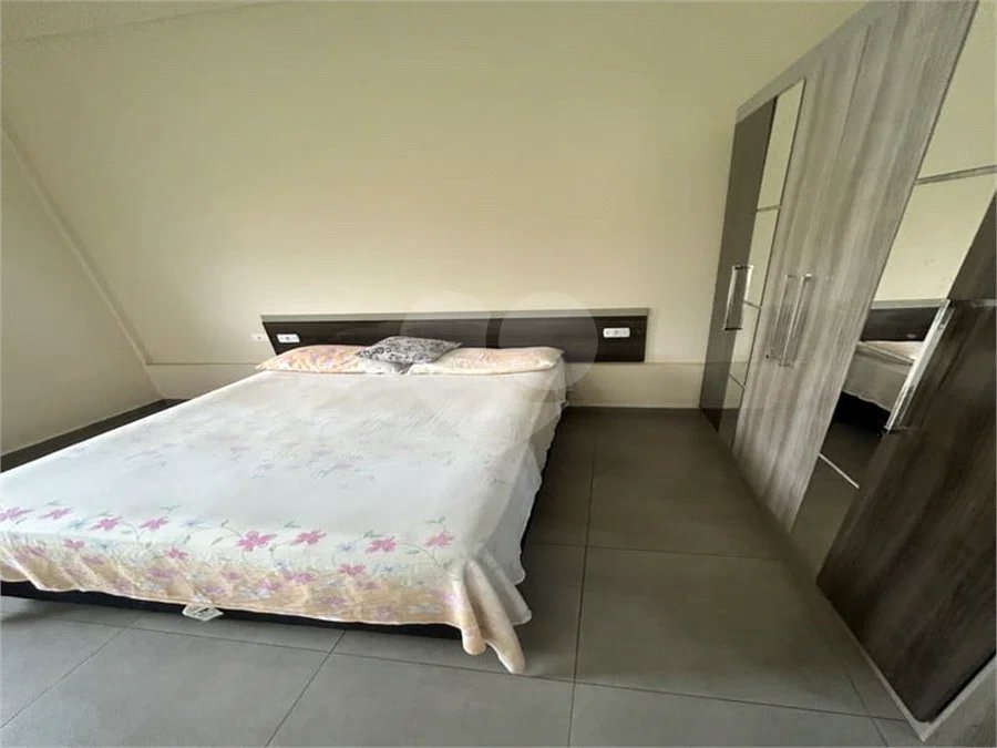Sítio à venda com 5 quartos, sendo 2 suítes,  em Marmeleiro, São Roque, SP