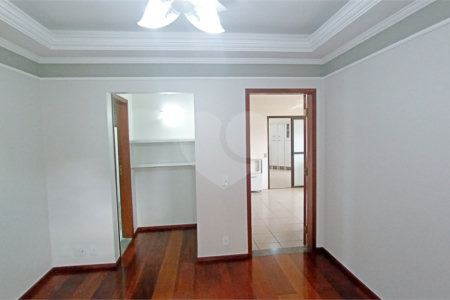 Apartamento à venda com 3 suítes no Centro, Vinhedo, SP