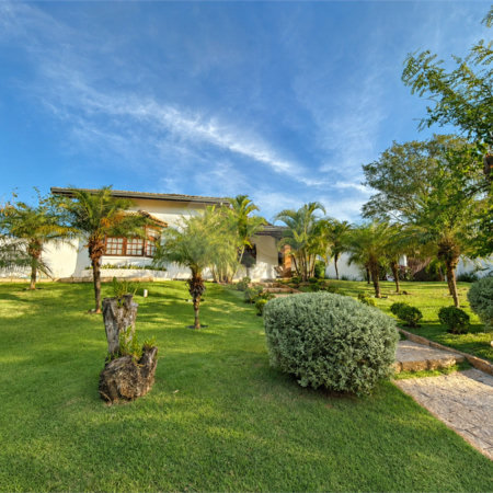 Casa à venda com 5 suítes no condomínio Parque Village Castelo, Itu - SP